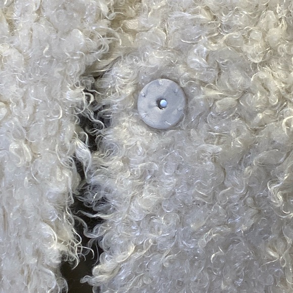 1. State Faux Furry Jacket Size Large - Picture 4 of 7